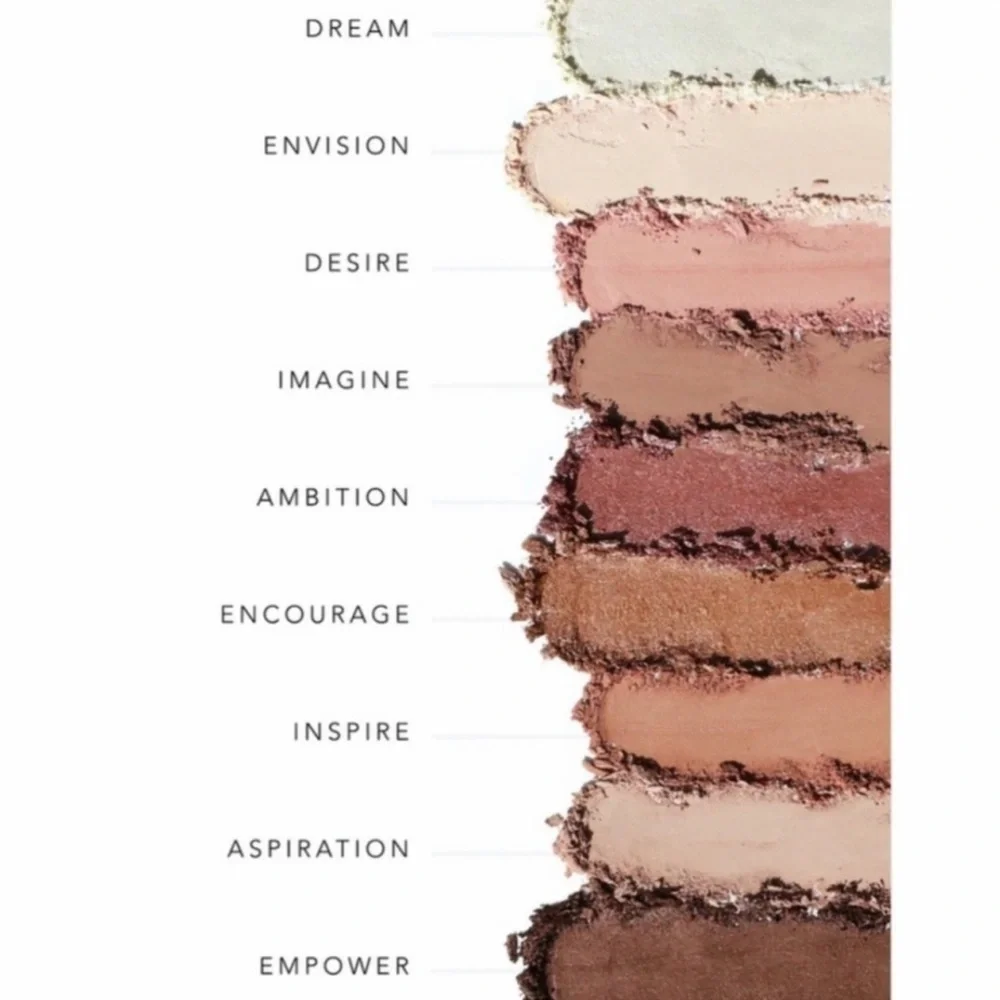 NWT New REALHER Dreams so Big Eyeshadow Makeup Palette